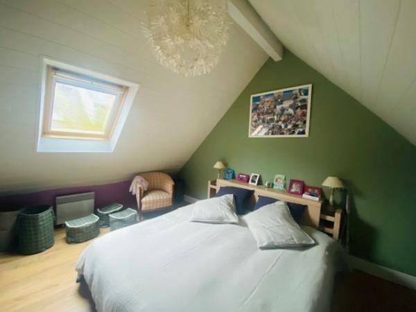 GUERANDE - DANS UN VILLAGE DE PALUDIER : BELLE NEO-BRETONNE ATYPIQUE AVEC  BEAUCOUP DE CARACTERE - JARDIN - GARAGE