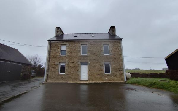 Maison à louer    3 pièces • 92,64 m2 Plougourvest