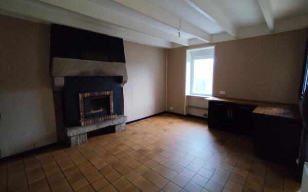 Maison à louer    3 pièces • 92,64 m2 Plougourvest