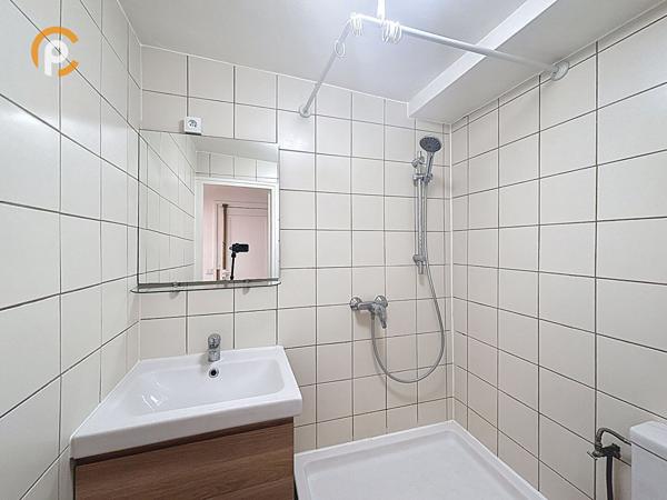 Vente
                Appartement21 m² - 1 Pièce -
                    PARIS (75005)