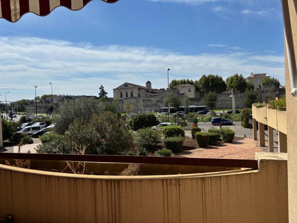 Avignon (84000) AVIGNON, PL ST LAZARE, APPARTEMENT TYPE 3, TERRASSE 20 m², ASCENSEUR, CAVE