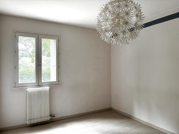 Avignon (84000) AVIGNON, PL ST LAZARE, APPARTEMENT TYPE 3, TERRASSE 20 m², ASCENSEUR, CAVE