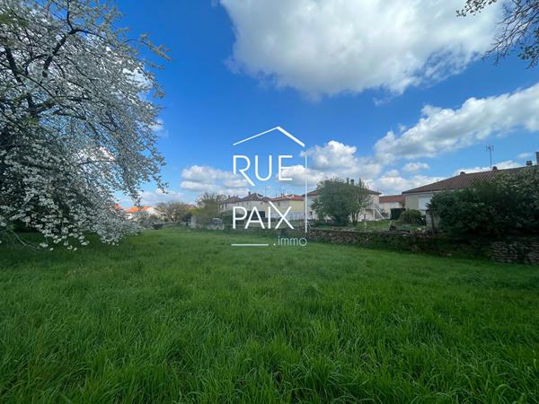79200 PARTHENAY Terrain Parthenay 3167 m2