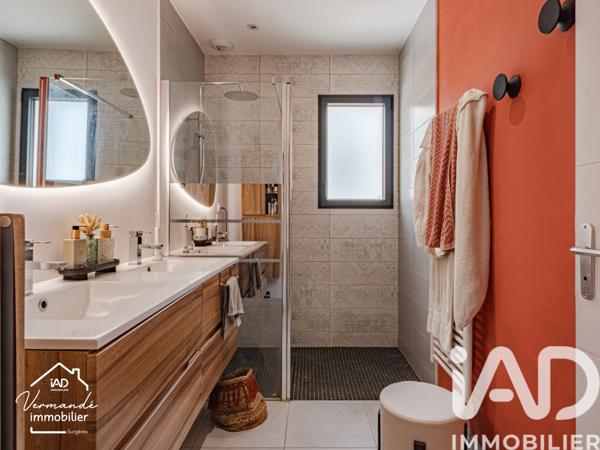 Maison à vendre 5 pièces 98 m² Surgères