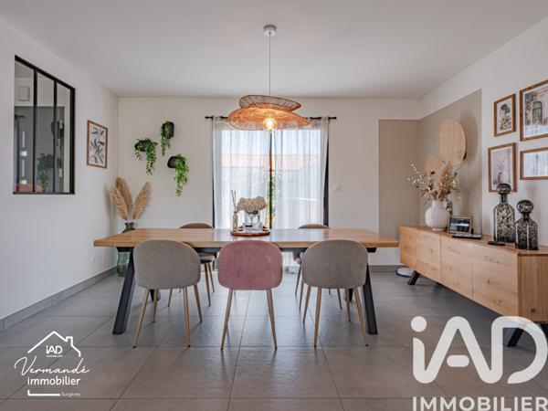 Maison à vendre 5 pièces 98 m² Surgères