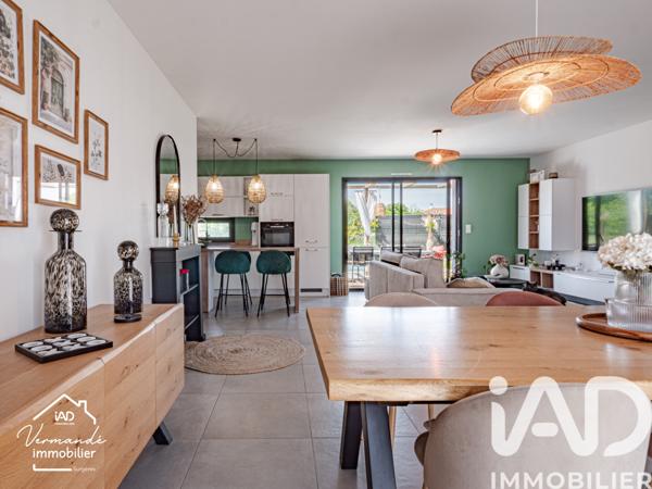 Maison à vendre 5 pièces 98 m² Surgères