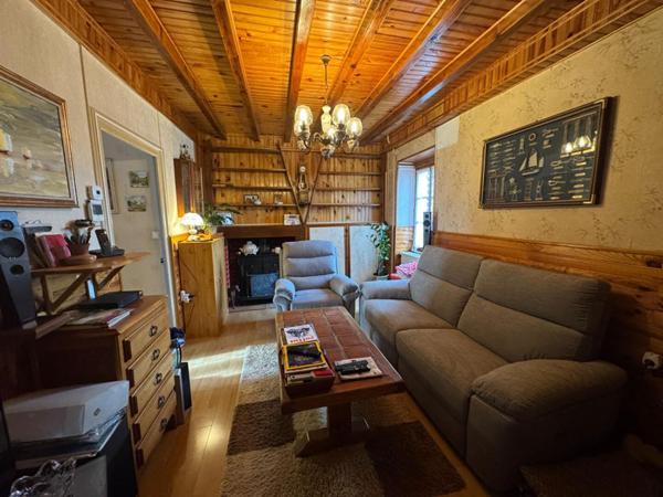 Jolie maison mitoyenne à Prémery