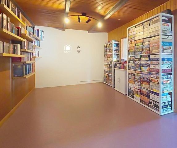 Maison familiale avec vue et calme.