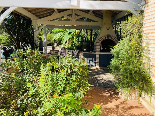 TONNEINS: Ancienne Ferme rénovée