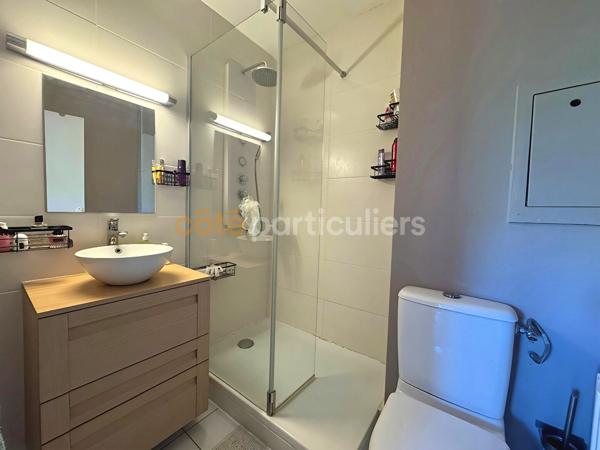 Vente
                Appartement31,25 m² - 1 Pièce -
                    QUETIGNY (21800)