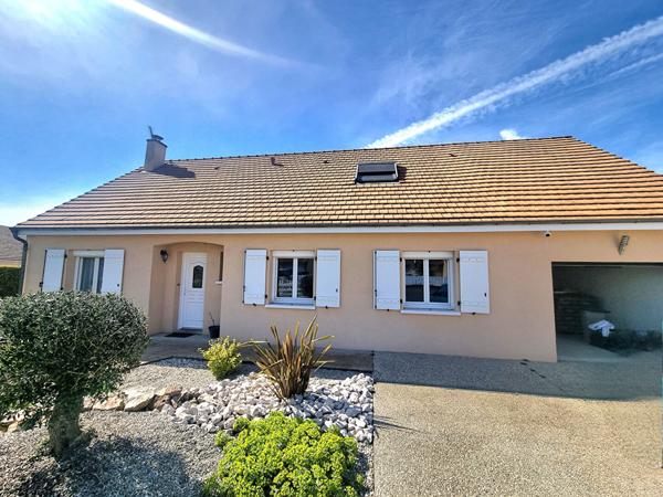 A LOUER LA FLECHE Très Beau Pavillon de type 5 de 112 m2