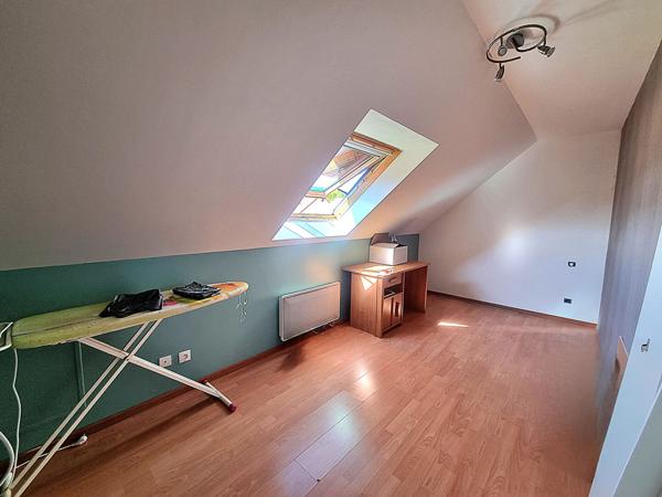 A LOUER LA FLECHE Très Beau Pavillon de type 5 de 112 m2