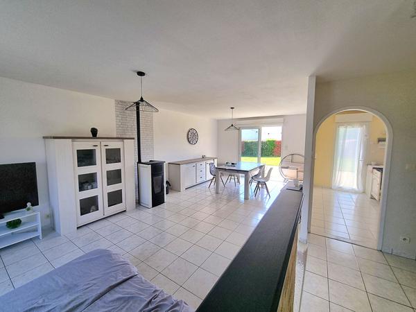 A LOUER LA FLECHE Très Beau Pavillon de type 5 de 112 m2