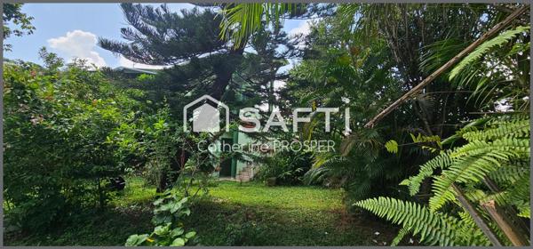 MAISON SEMI-MITOYENNE A VENDRE A KOUROU