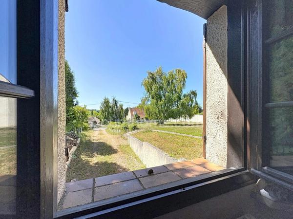MERIEL (95) - 192m² 5 chambres 1269m² terrain