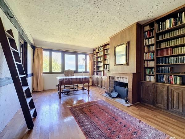 MERIEL (95) - 192m² 5 chambres 1269m² terrain