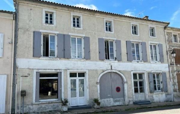 Vente Maison Villefagnan   