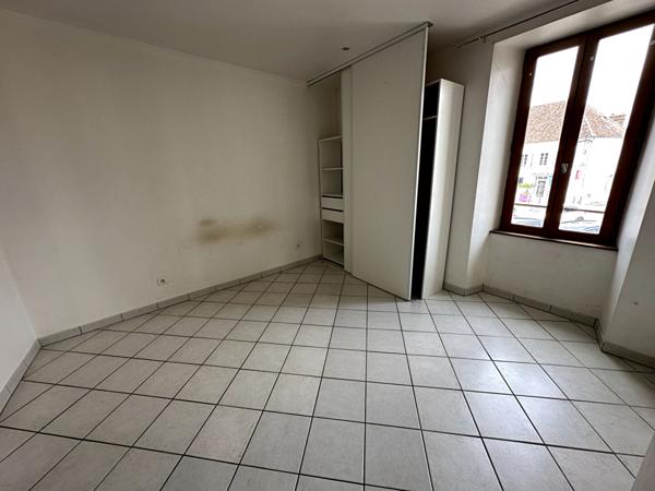 Duplex Pont Sur Yonne avec garage 4 pièce(s)