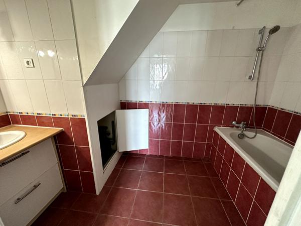 Duplex Pont Sur Yonne avec garage 4 pièce(s)