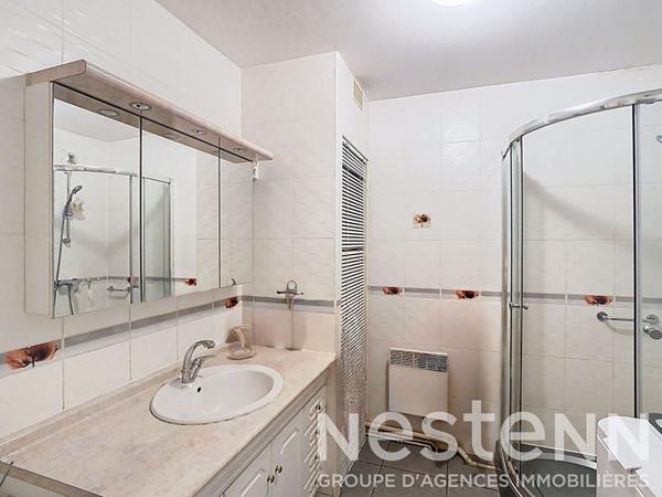 Appartement Salon De Provence 3 pièce(s) 73 m2 avec terrasse en plein centre-ville