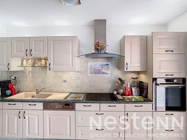 Appartement Salon De Provence 3 pièce(s) 73 m2 avec terrasse en plein centre-ville