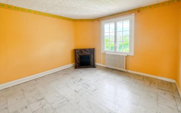 Maison à vendre    4 pièces •  Neuvic