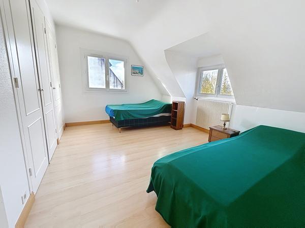 FRUGY- Elégante maison familiale 169m2 & son superbe jardin clos , Quimper