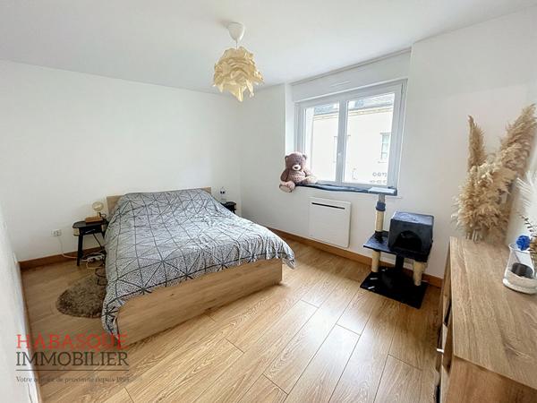 Appartement T3 de 54 m² au centre ville de LESNEVEN , Lesneven