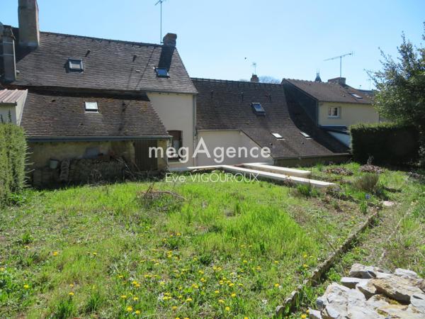 Maison à FRESNAY-SUR-SARTHE, 72130 - 5 pièces 88m²