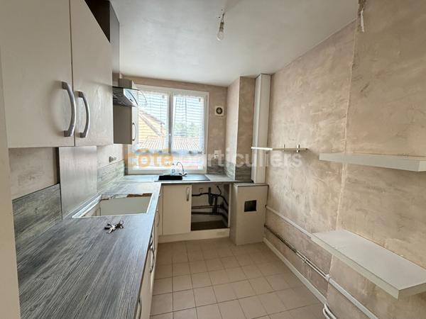 Vente
                Appartement65,38 m² - 4 Pièces -
                    EVREUX (27000)