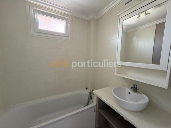 Vente
                Appartement65,38 m² - 4 Pièces -
                    EVREUX (27000)
