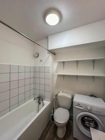 Appartement à louer    1 pièce •  Saint-Pierre-du-Mont