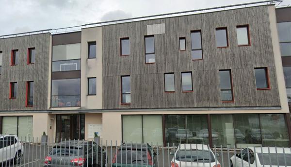 Bureaux à louer - 74 m² - SUD Loire, environnement verdoyant