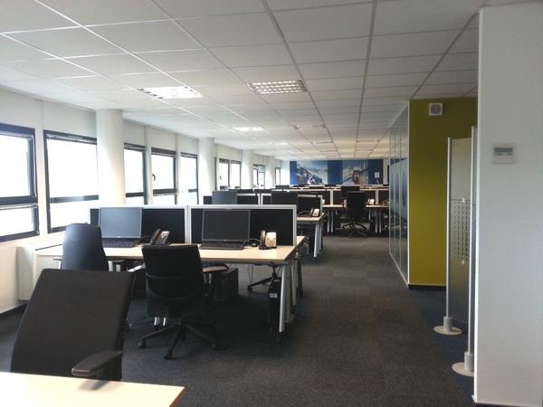 BUREAUX à LOUER de 5856 m²