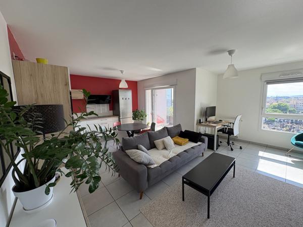 Appartement 3 pièce(s) 2 chambre(s) 67 m²