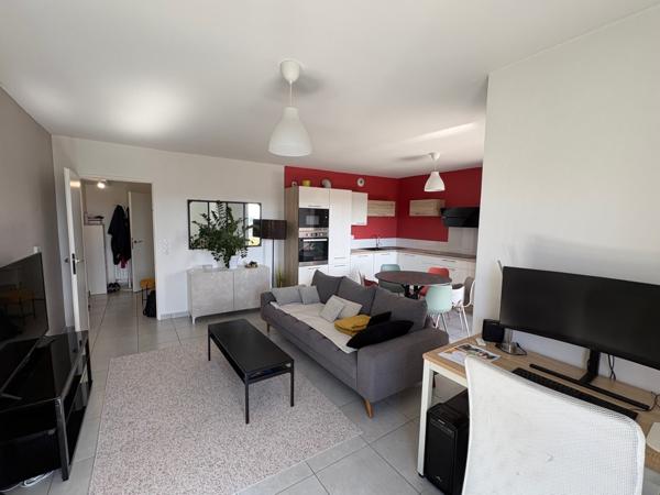 Appartement 3 pièce(s) 2 chambre(s) 67 m²