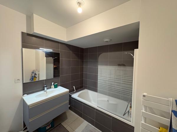 Appartement 3 pièce(s) 2 chambre(s) 67 m²