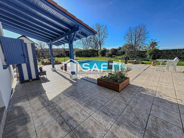 Superbe maison avec piscine et double garage
