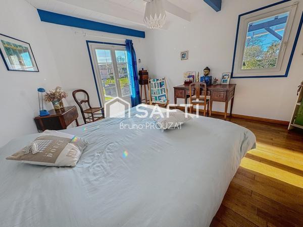 Superbe maison avec piscine et double garage