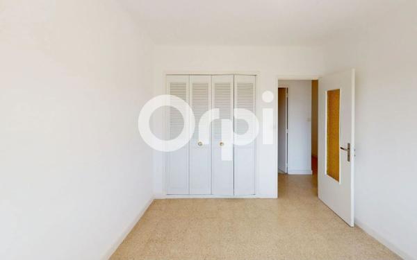 Appartement à vendre    3 pièces • 71,73 m2 Toulon