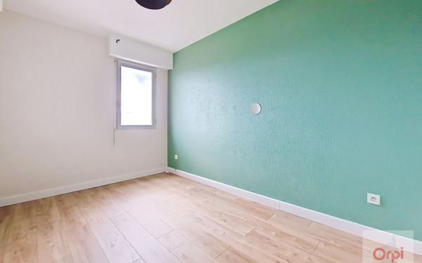 Appartement à louer    4 pièces •  Ajaccio