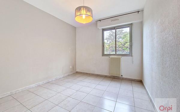 Appartement à louer    4 pièces •  Ajaccio