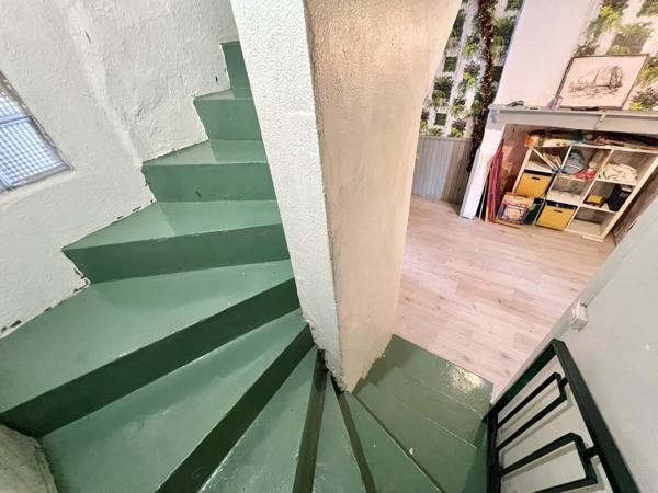 MAISON 2 LOGEMENTS PROCHE CENTRE AVEC GRAND JARDIN ET PUITS