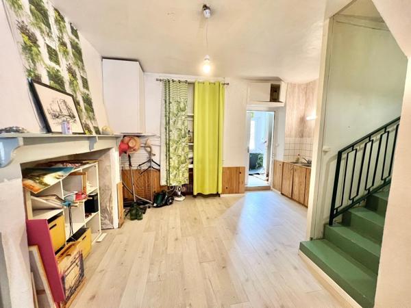 MAISON 2 LOGEMENTS PROCHE CENTRE AVEC GRAND JARDIN ET PUITS