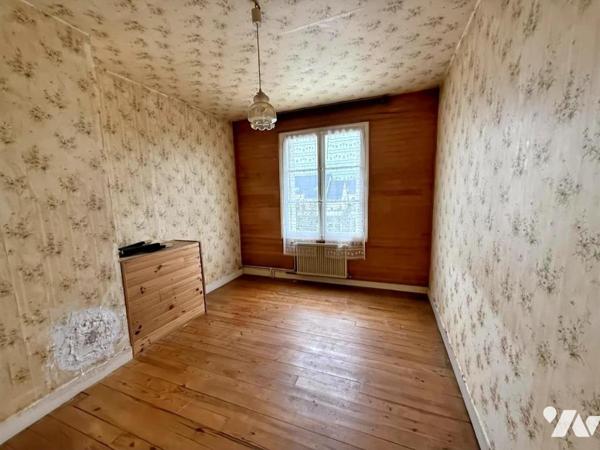 maison à rénover bien située avec cour, jardin; Proche Cherbourg