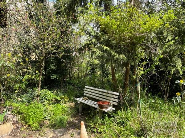 Maison, garages, dépendances et jardin à St Avold  Saint-Avold (57500)