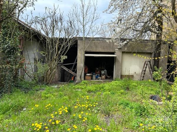 Maison, garages, dépendances et jardin à St Avold  Saint-Avold (57500)