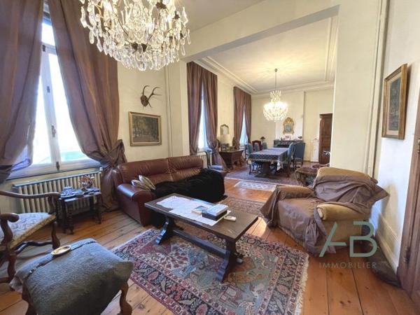 Maison bourgeoise Hazebrouck 450 m²