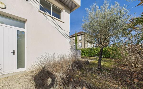 Maison à vendre    5 pièces • 129 m2 Saint-Marcellin