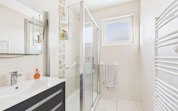 Maison à vendre    5 pièces • 129 m2 Saint-Marcellin